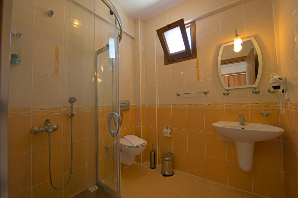 Belcekum Beach Hotel 4*