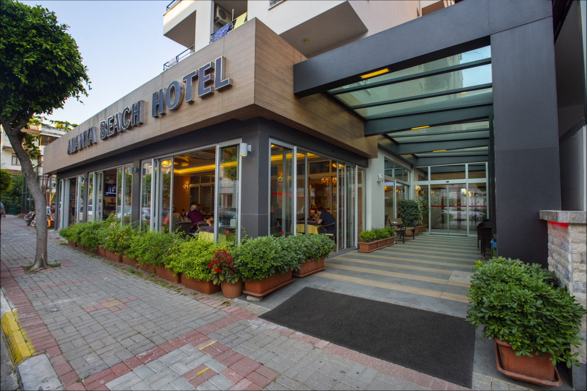 Alanya Beach 3*