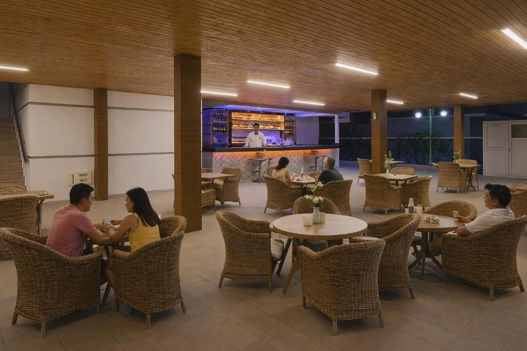 Oji Beach Hotel (Ex. Opia Boutique Hotel) 4*
