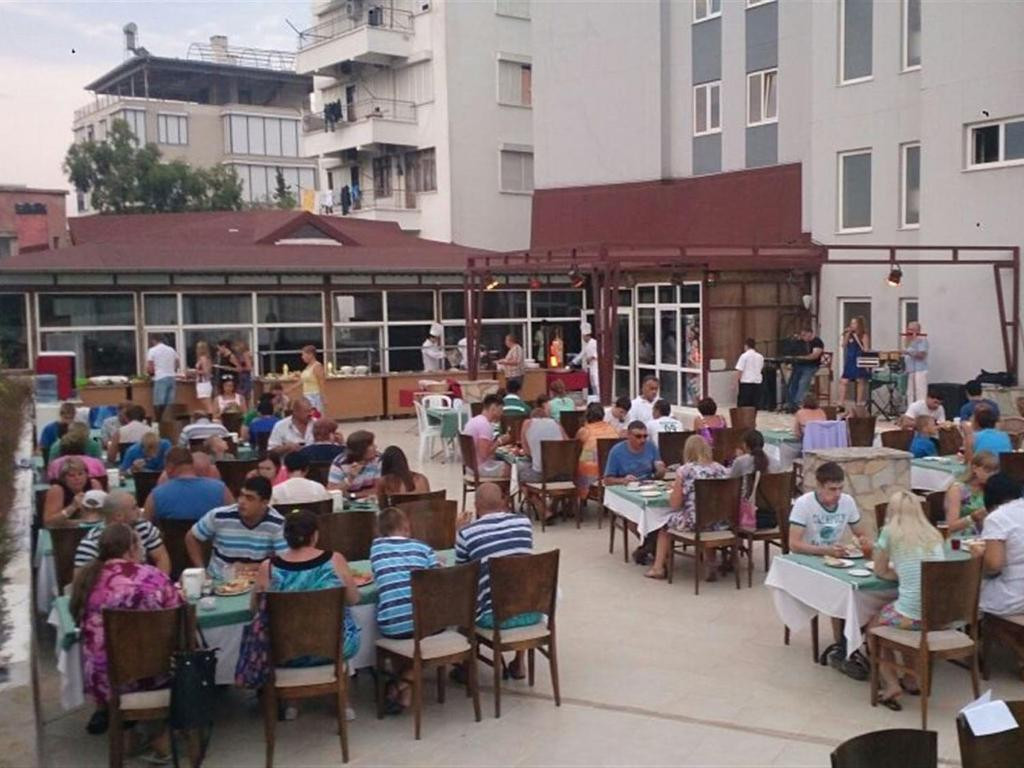 Acropol Beach 3*
