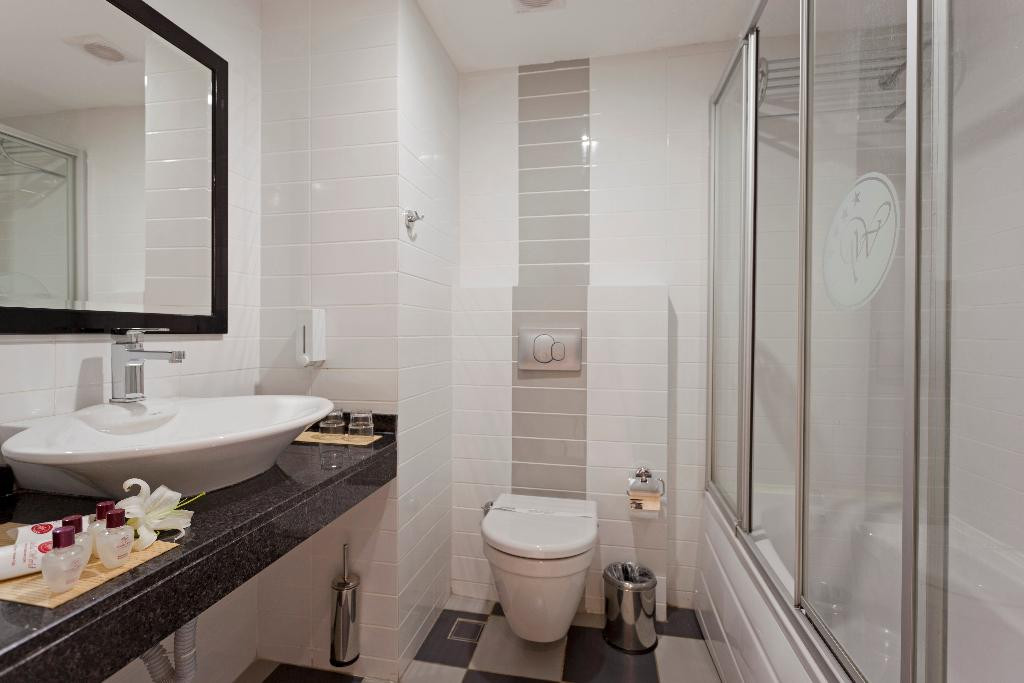 Arabella World Hotel 4*