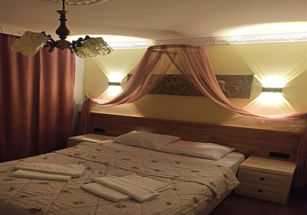 Agon Hotel 3*