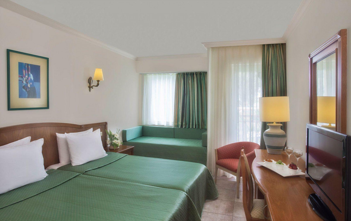 Akka Claros Hotel 4*