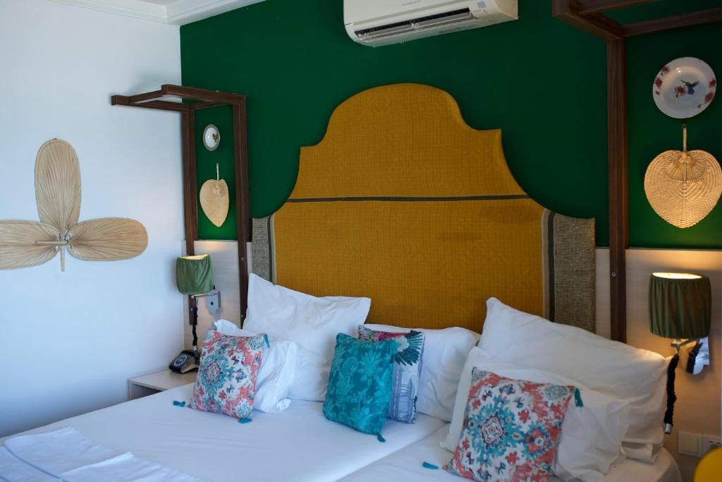 Anjeliq House 3*