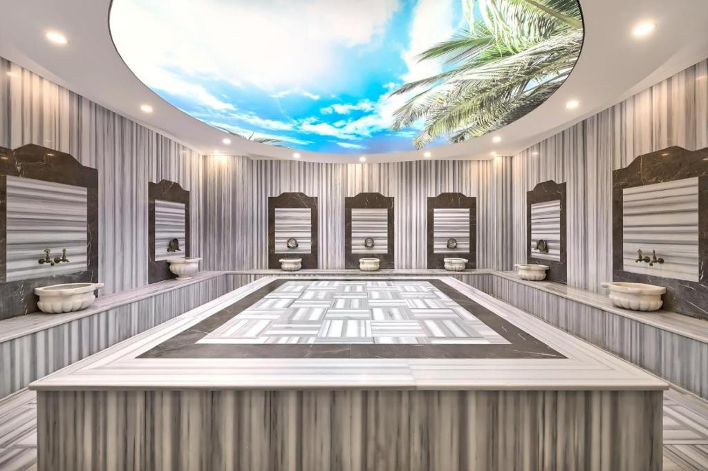 Annabella Diamond Hotel & Spa 5*