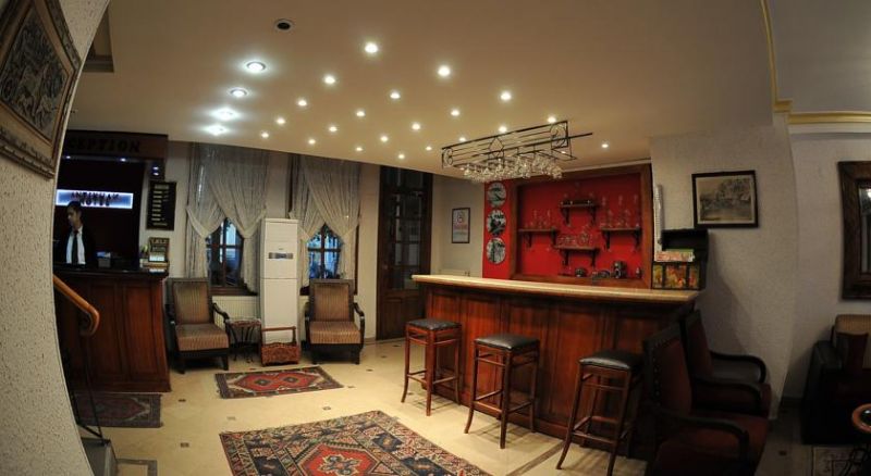 Antikhan 3*