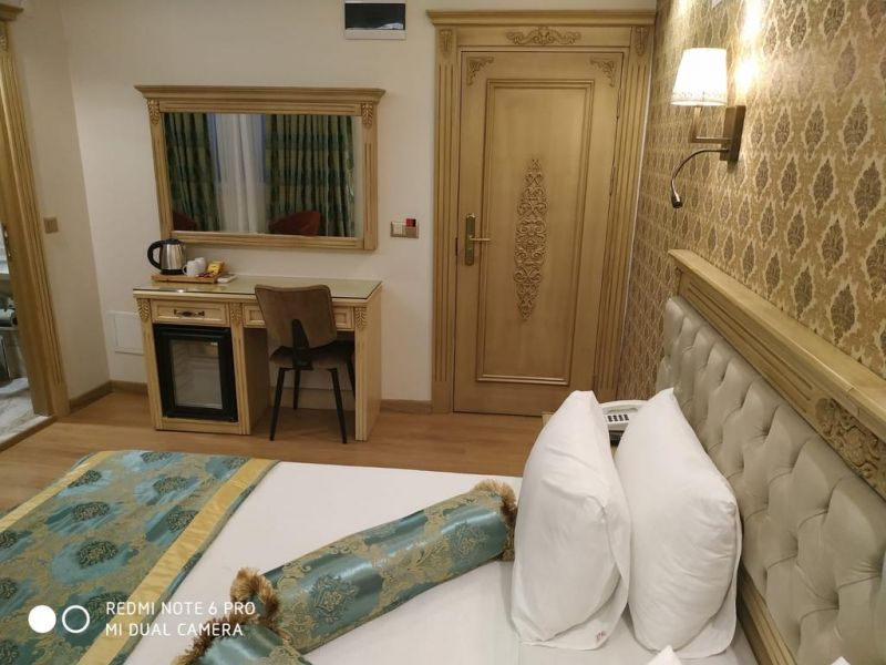 Apple Tree Hotel 3*