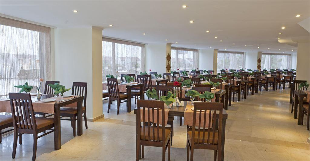 Arabella World Hotel 4*