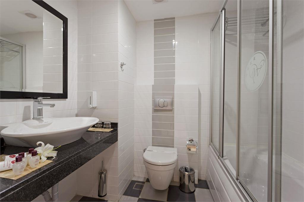Arabella World Hotel 4*