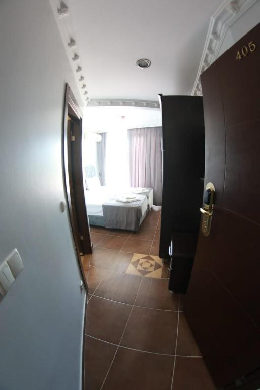 Ares Hotel Istanbul 3*