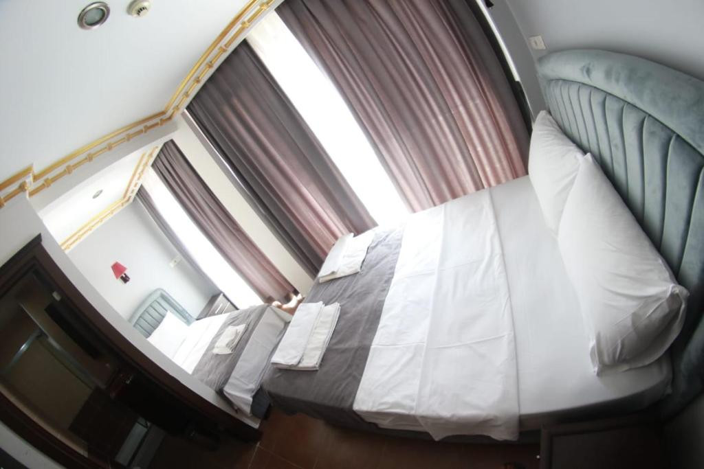 Ares Hotel Istanbul 3*