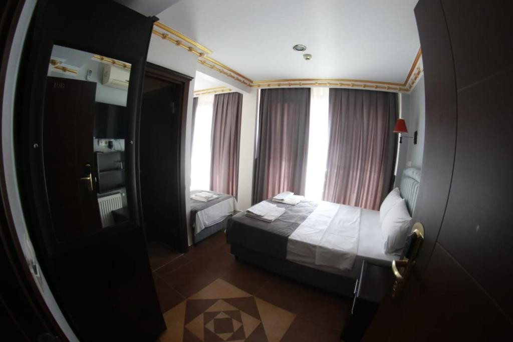 Ares Hotel Istanbul 3*