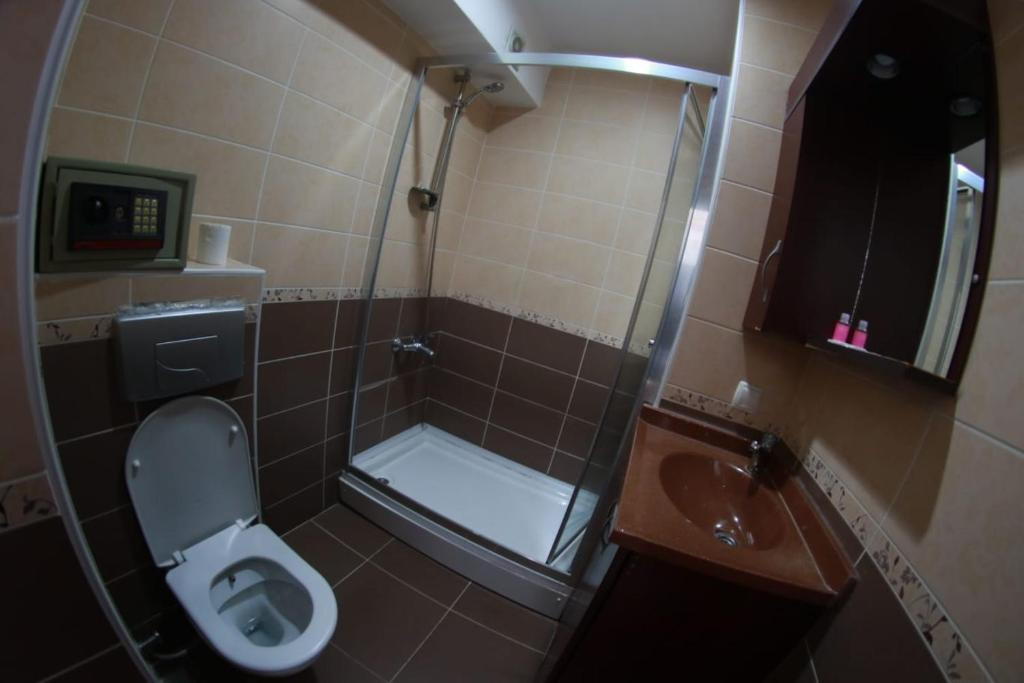 Ares Hotel Istanbul 3*