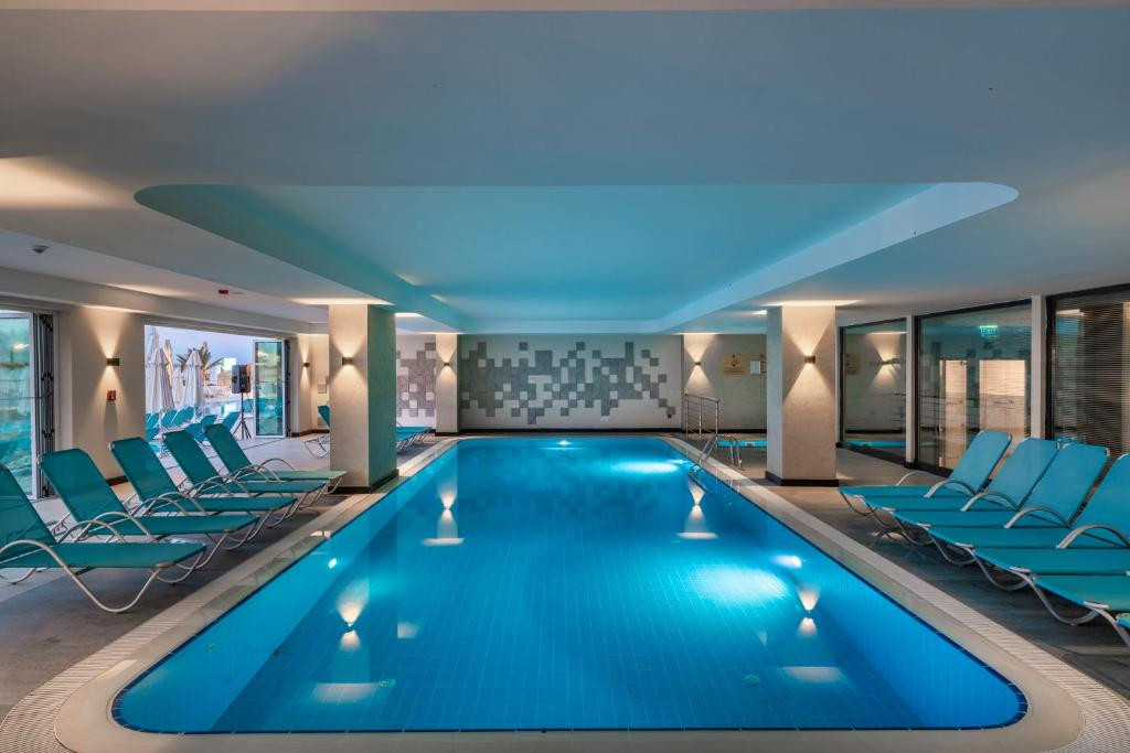 Corendon Playa Kemer (Ex. Grand Park Kemer) 5*