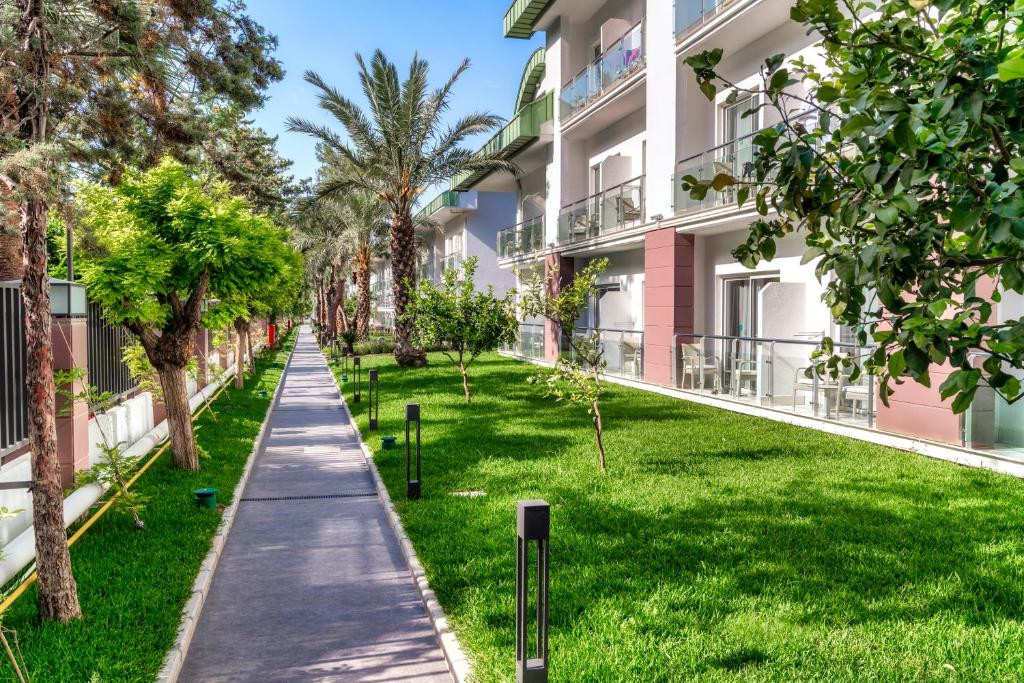 Corendon Playa Kemer (Ex. Grand Park Kemer) 5*