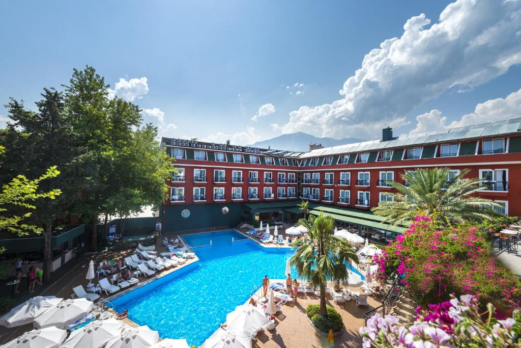 Asdem Park 4*