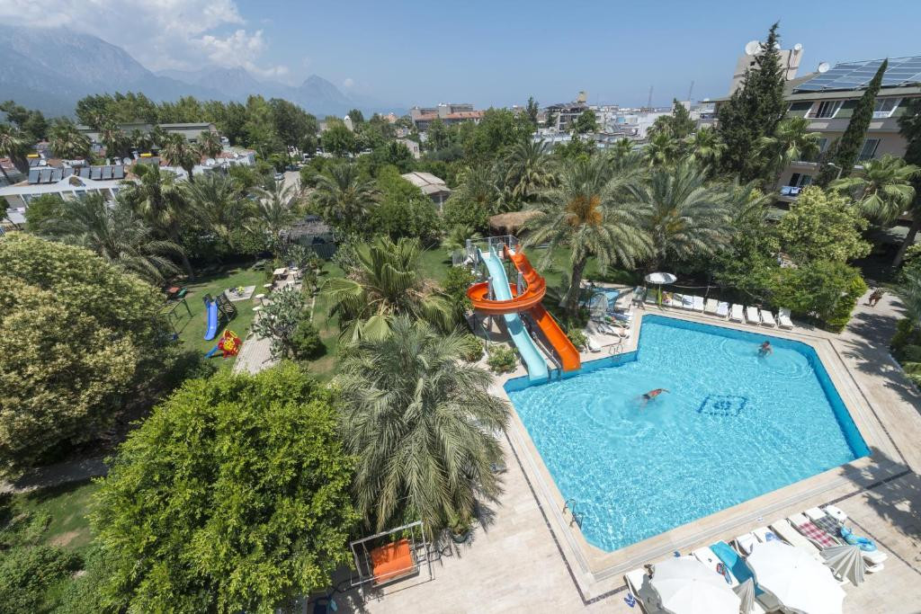 Asdem Park 4*
