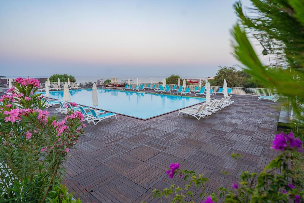 Master Family Club (Ex. Aska Costa Holiday Club) 5*
