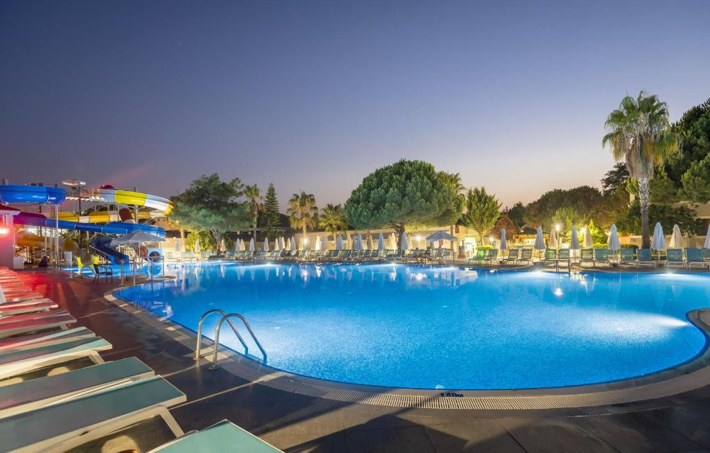 Master Family Club (Ex. Aska Costa Holiday Club) 5*