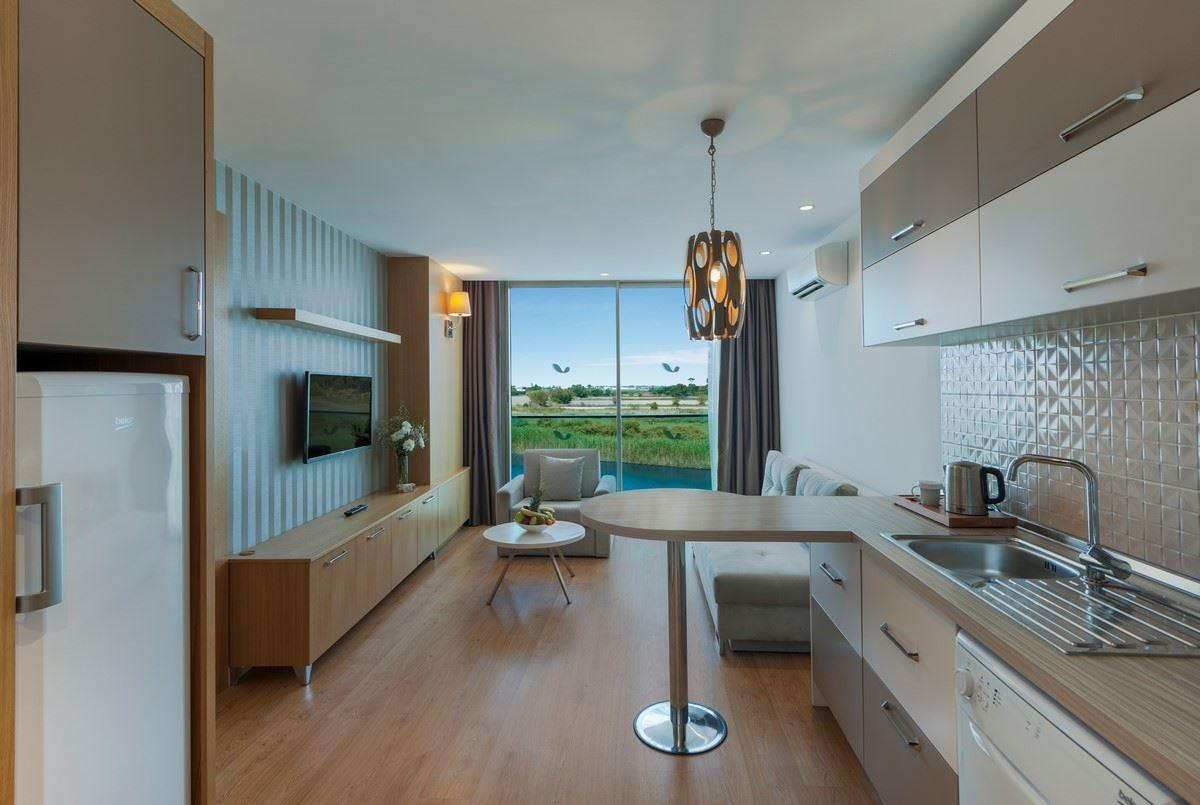 Aska Lara River Suite 5*
