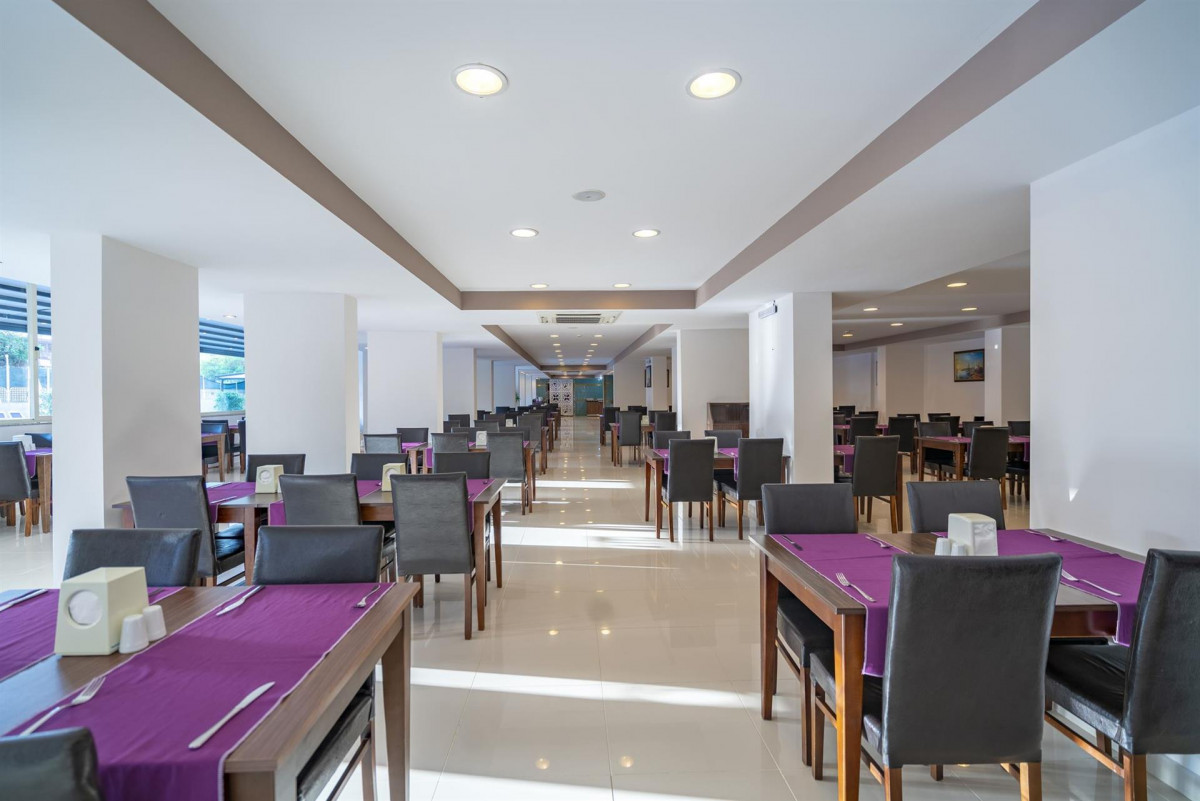Atlas Beach 4*