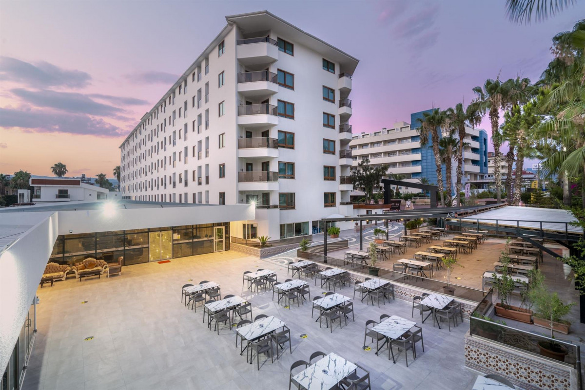 Atlas Beach 4*