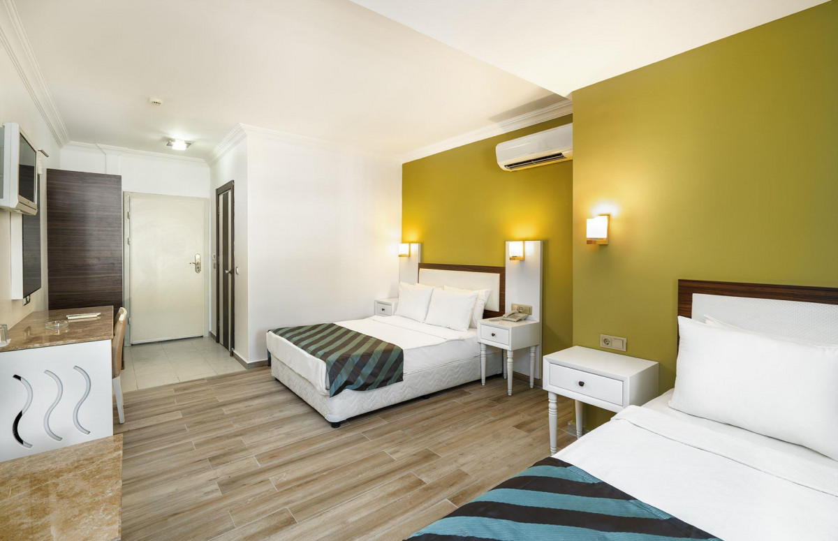Atlas Beach 4*