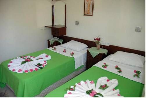 Bahar Apart 3*