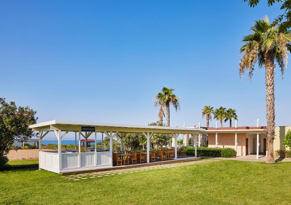 Akra Sorgun Tui Blue Sensatori 5*