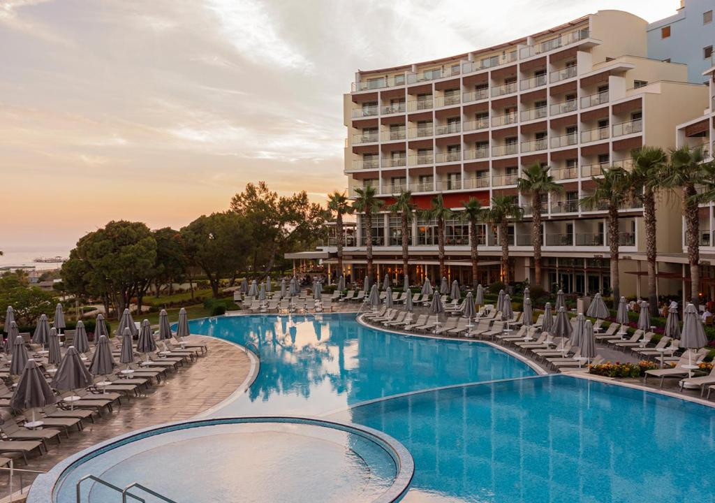 Akra Sorgun Tui Blue Sensatori 5*