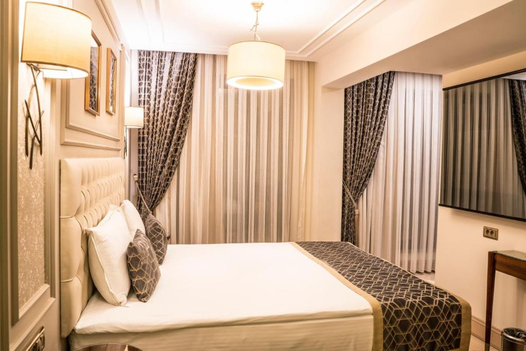 Beethoven Premium Hotel 4*