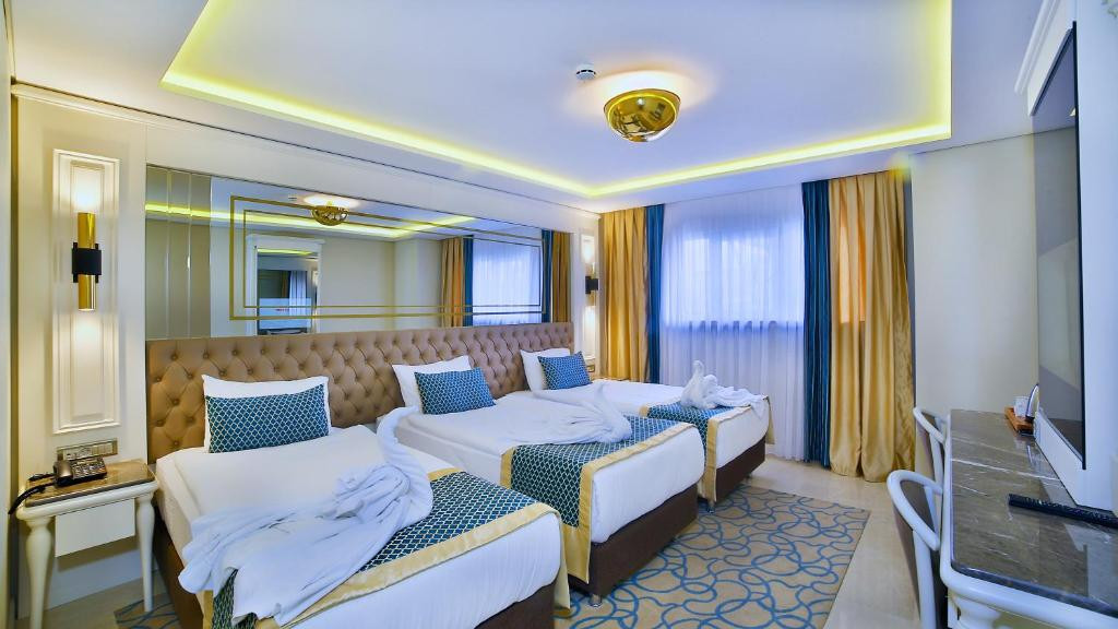 Beethoven Premium Hotel 4*