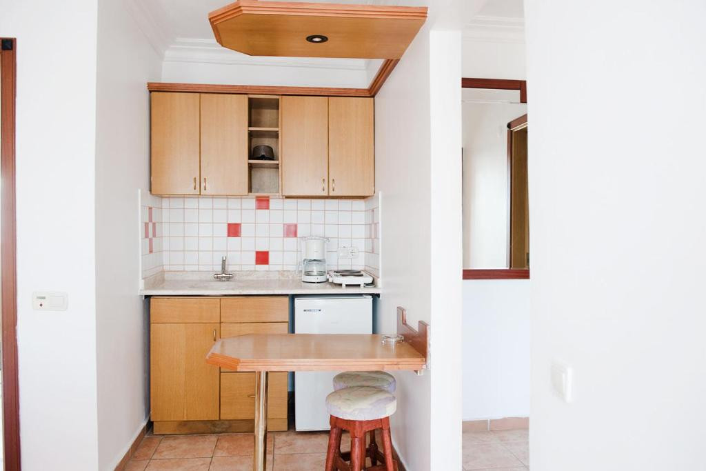 Begonville Apart 3*