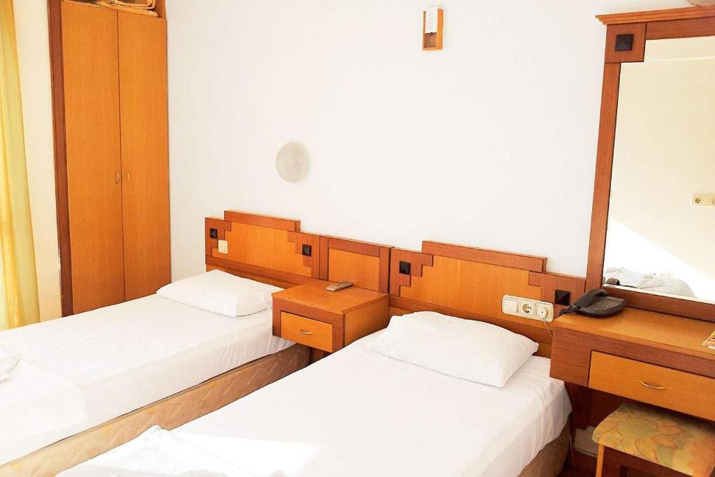 Begonville Apart 3*