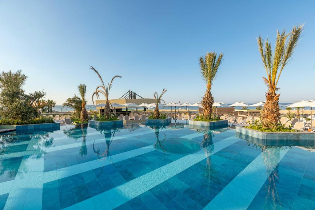 Kirman Belazur Resort & Spa 5*