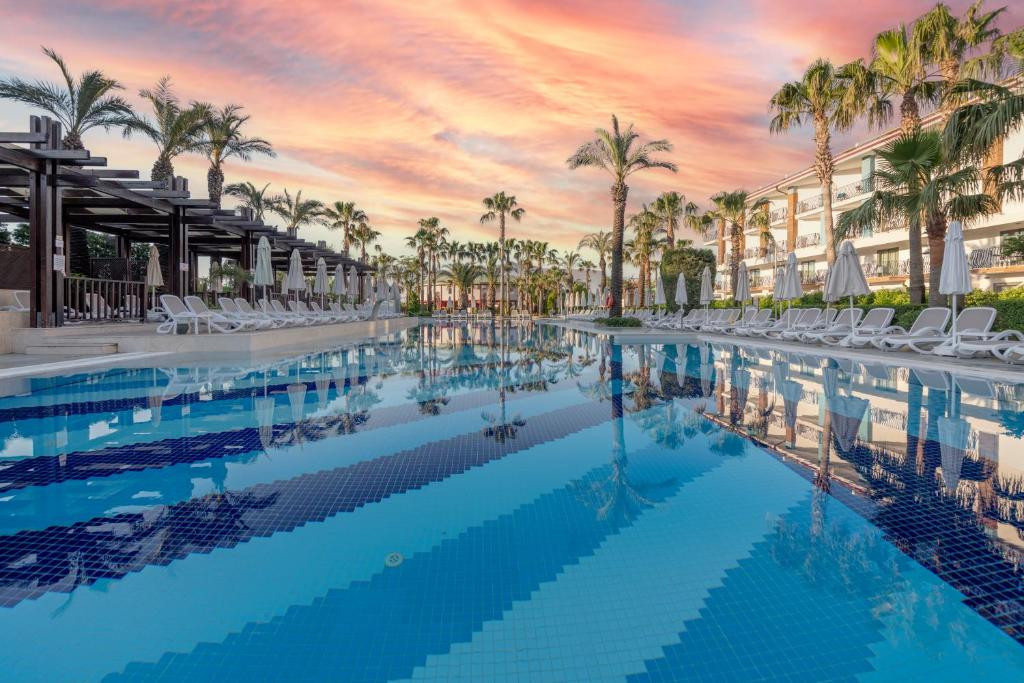 Belek Beach Resort 5*