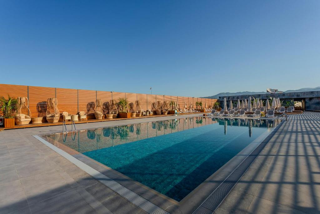 Bera Hotel 5*