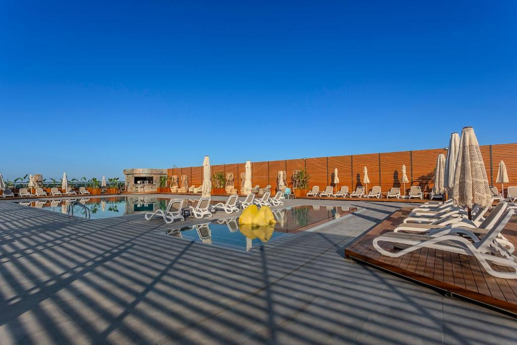 Bera Hotel 5*