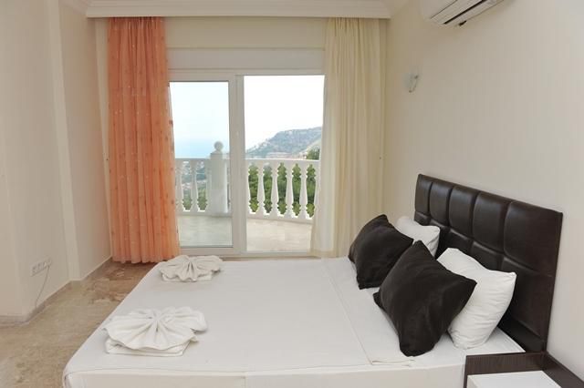 Best House Villa Park 2*