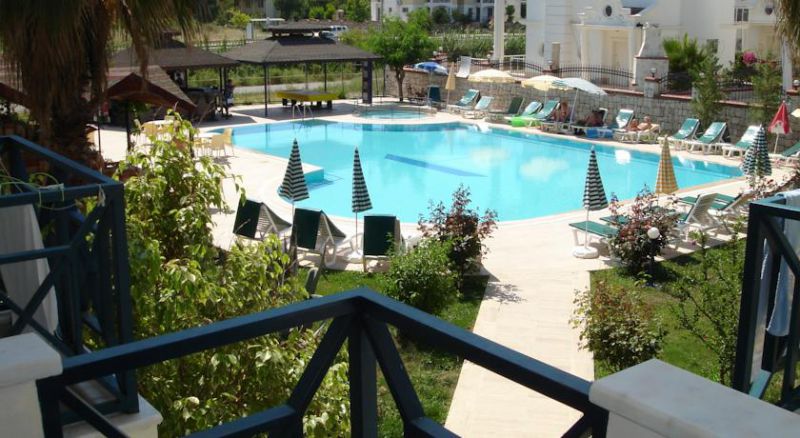 Bezay 3*