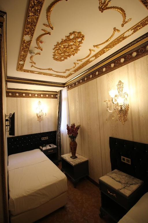 Laleli Blue Marmaray 3*