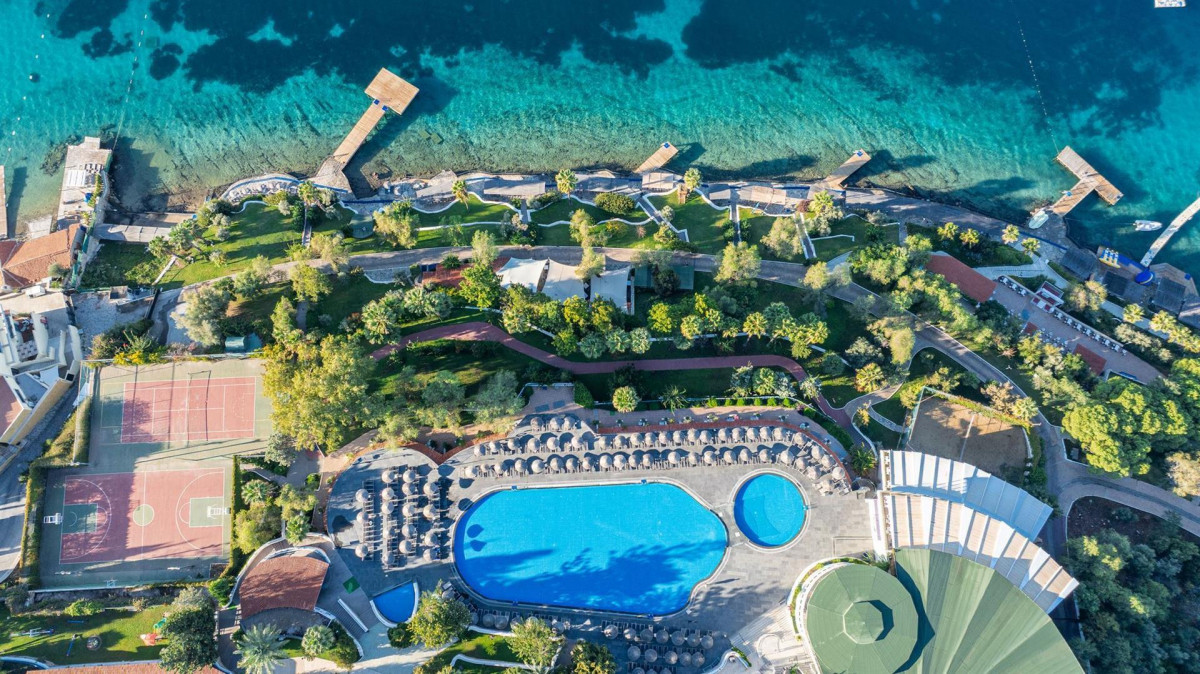 Bodrum Holiday Resort & Spa 5*