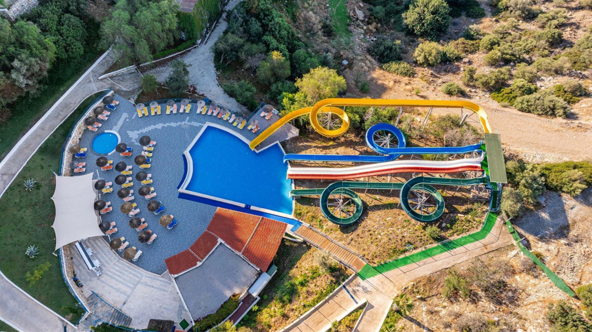 Bodrum Holiday Resort & Spa 5*