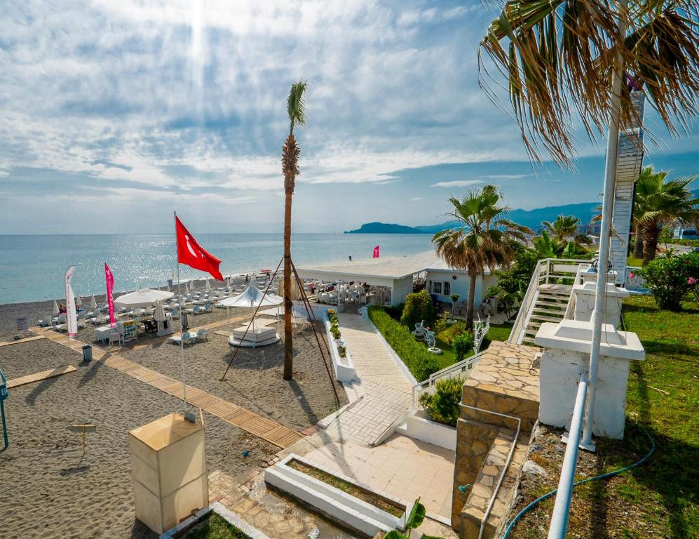 Campus Hill Hotel 5*