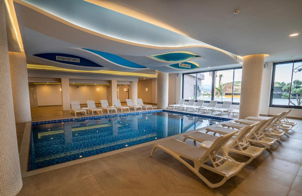 Campus Hill Hotel 5*