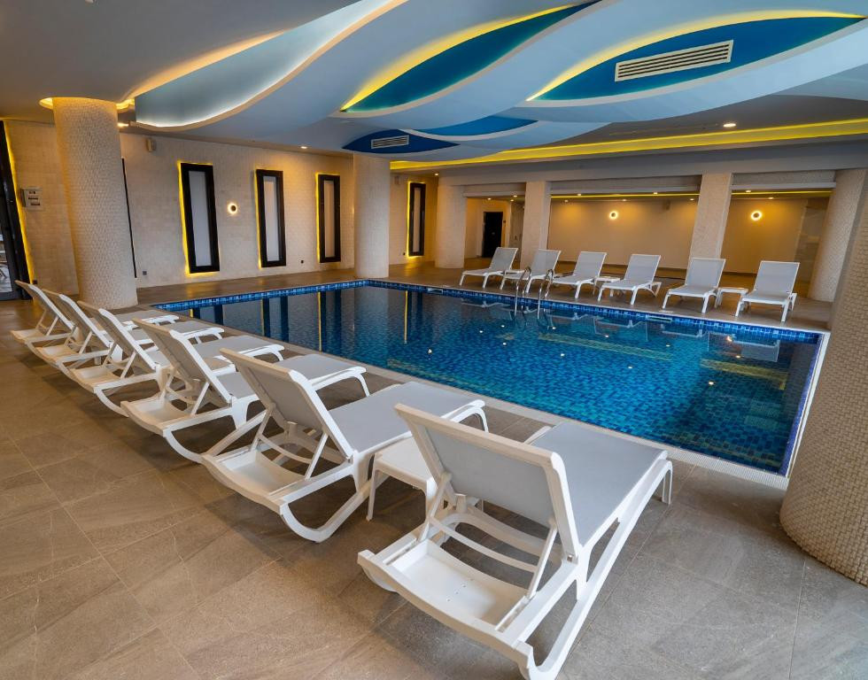 Campus Hill Hotel 5*