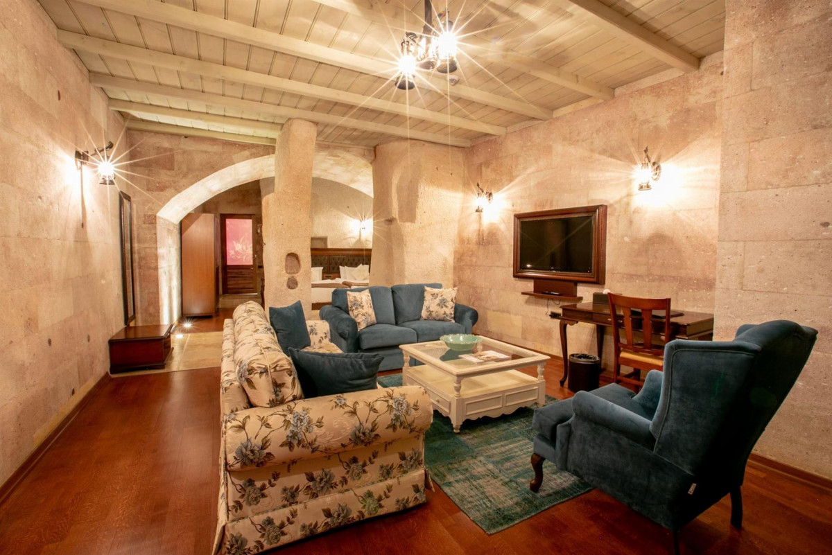 Cappadocia Cave Resort 5*
