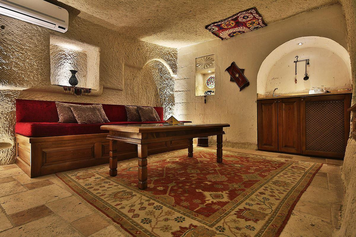 Cappadocia Cave Suites 3*