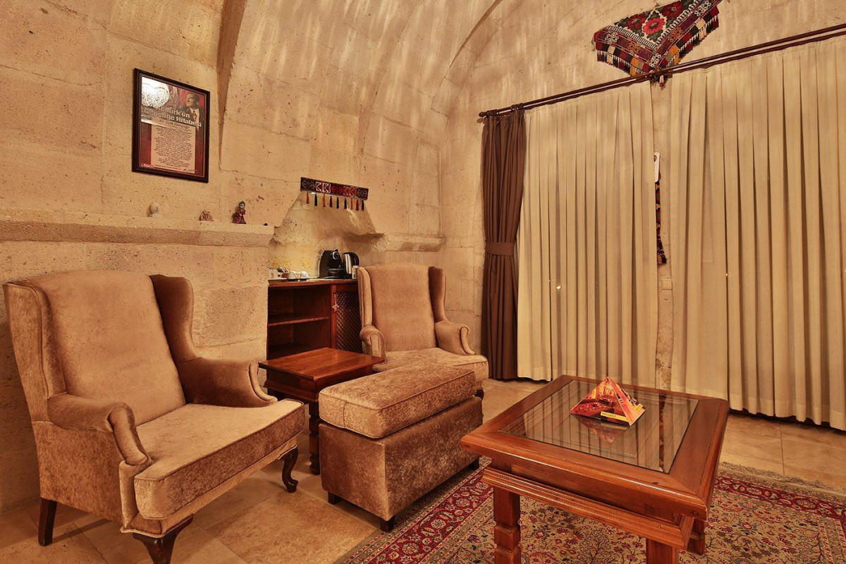 Cappadocia Cave Suites 3*
