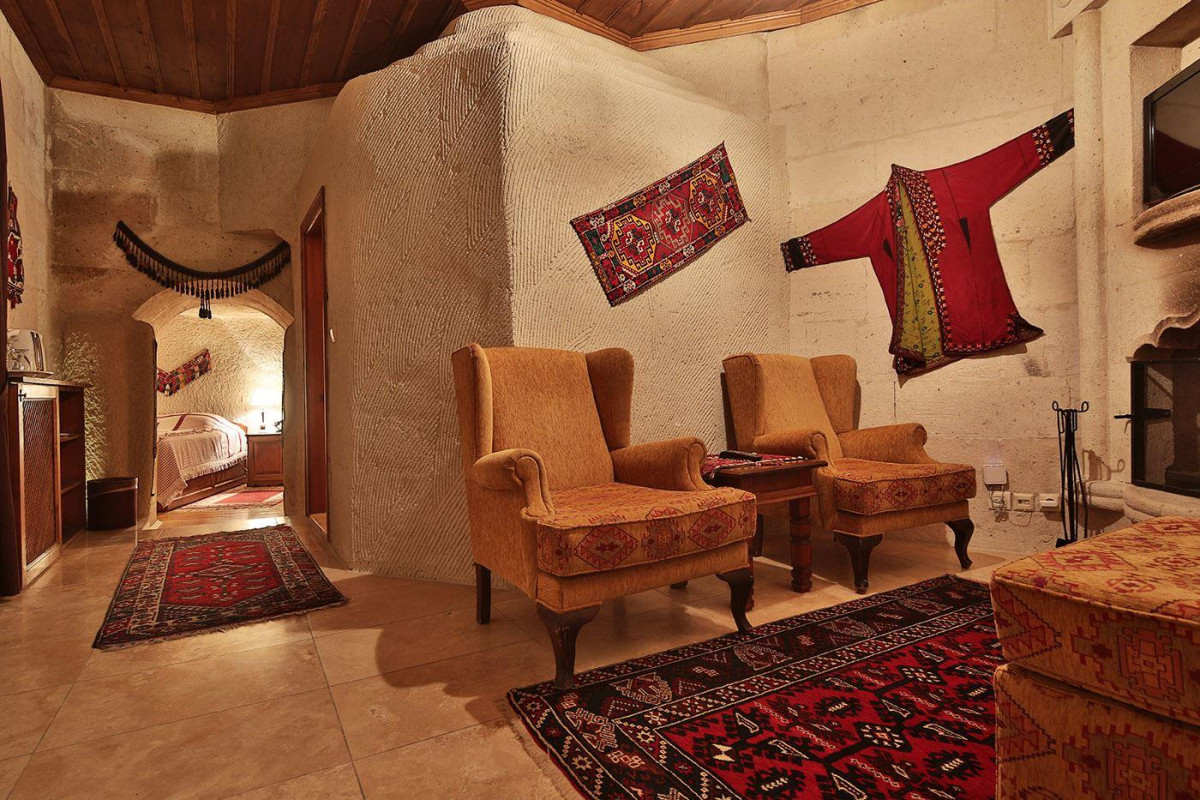 Cappadocia Cave Suites 3*